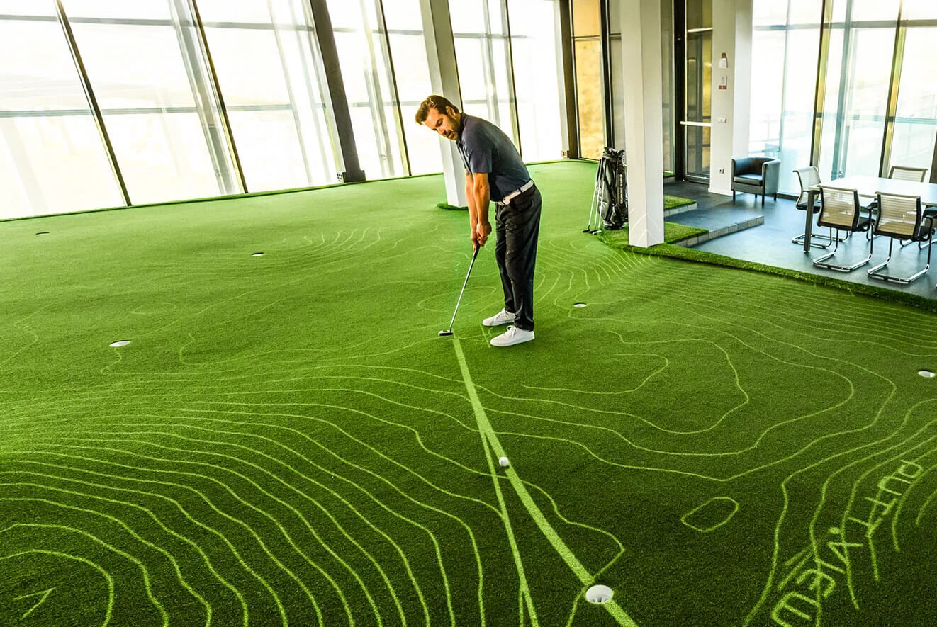 Tee Box Tee Box. Now Using PuttView Technology